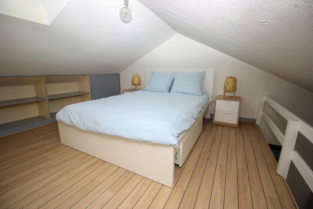 T3 Cosy , Coeur Historique De La Rochelle Apartment ลาโรแชล ภายนอก รูปภาพ