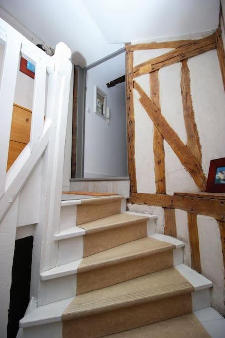 T3 Cosy , Coeur Historique De La Rochelle Apartment ลาโรแชล ภายนอก รูปภาพ