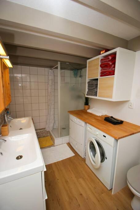 T3 Cosy , Coeur Historique De La Rochelle Apartment ลาโรแชล ภายนอก รูปภาพ